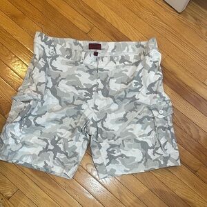 The Foundry Supply Co. Light Gray Camouflage Cargo Shorts
